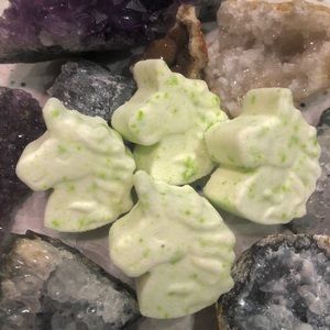 Kids bath bombs
